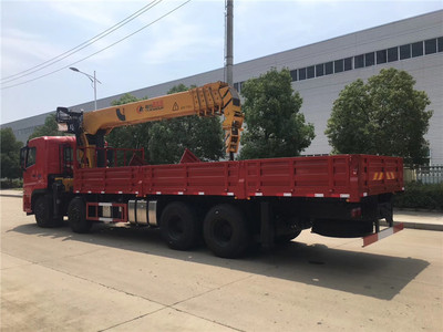 德州16噸隨車吊平板車 融合高效起重與靈活運輸的工程利器