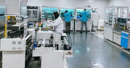 長虹 “智改數(shù)轉(zhuǎn)”蝶變記——電子專用材料研發(fā)的新征程